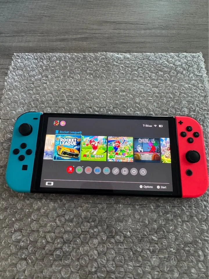 Nintendo aswit and an OLED display